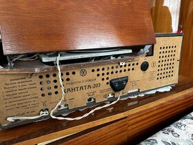 gramofón KANTATA 203 - 2