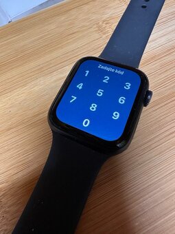 Apple Watch SE 44 mm Midnight Aluminium - 2