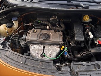 Peugeot 207 - 2