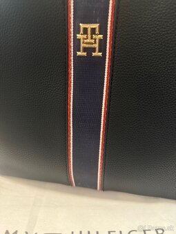 Tommy Hilfiger kabelka - 2