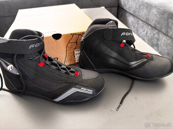 Topanky Forma Genesis - 2