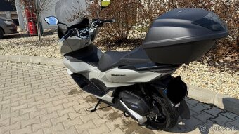 pcx 125 Jupiter Gray Pearl - 2