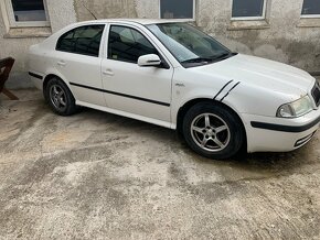 Skoda octavia tour 1,4 16v 2004 - 2