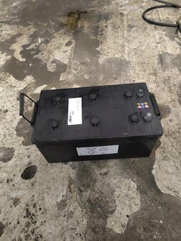 Autobateria 12v 220ah iveco - 2