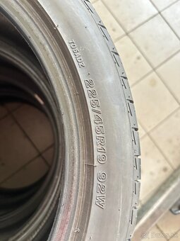 Bridgetsone turanza t005 225/45 r19 92w - 2