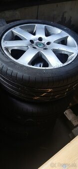 Predame pneumatiky na auta skoda a mitsubishi pajero - 2