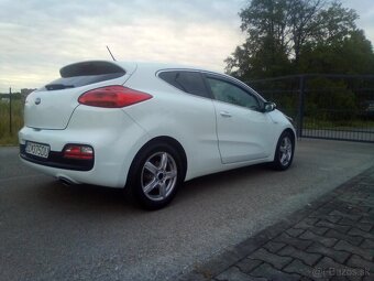 Predám s originál 78000 km - 2