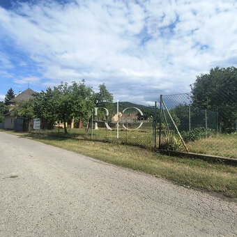 Na predaj stavebný pozemok v obci Košeca, okr. Ilava - 2