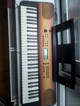 Yamaha PSR-E360 Keyboard s dynamikou Javor - 2