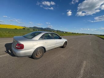 AUDI A4 B5 121 kE - 2