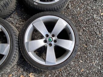 153. sada zimní alu kola 205/40 r17 5x100 Škoda - 2