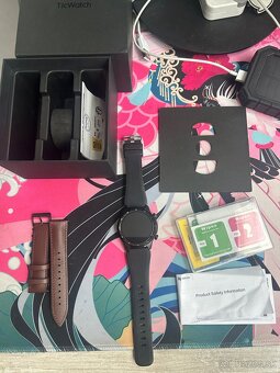 Ticwatch pro 3 ultra - 2