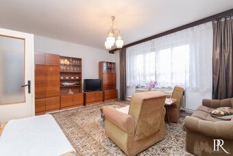 PREDAJ 5 IZBOVÝ RODINNÝ DOM S GARÁŽOU, DOLNÉ TRHOVIŠTE - 2