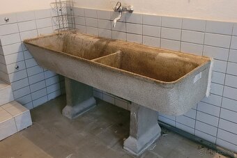 Dlhý umývací RETRO betónový drez - žľab z umelého kameňa - 2