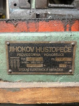 Stoloval vŕtačka - 2