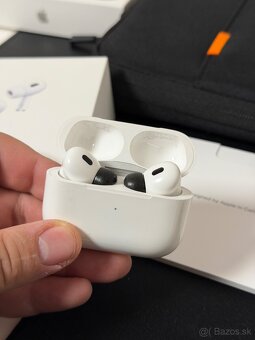 Airpods Pro 2 Lightning case - 2