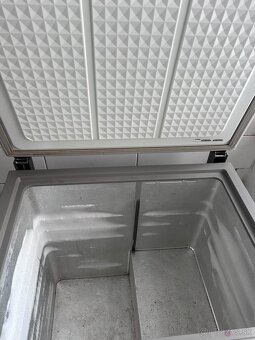 Samostatne stojaci mraziaci box - 2