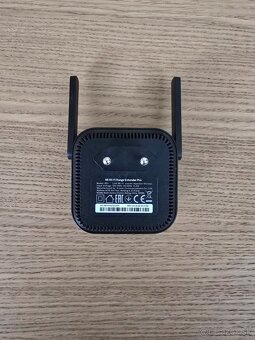Predám Xiaomi Mi Wifi Range Extender Pro - 2