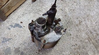 Posilovač brzd Škoda 1203, Tatra 603, Multikar - 2