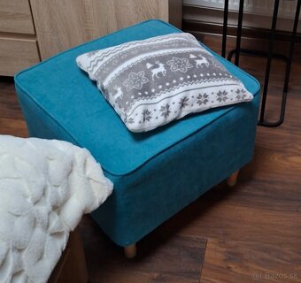 Ušiak a taburet - 2