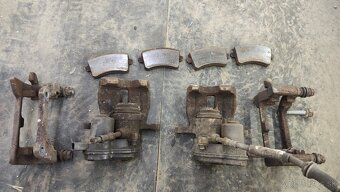 Zadne brzdy Audi A4 B8  300mm - 2