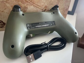 PS4 ovládač - 2
