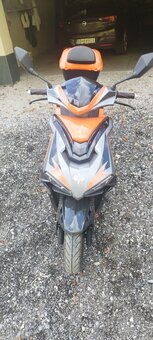 Adamoto fast A9 2022 - 2