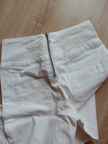 Biele slim nohavice - 2