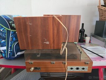 Predam retro veci - 2