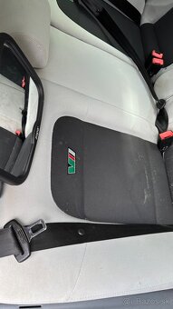 RS sedadlá Fabia 1 - 2