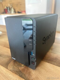 Prodám NAS Synology DS224+ 2× 4 TB RED plus - 2