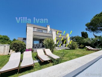 Chorvatsko Istra Umag - duplex vila primo u more i plaze - 2