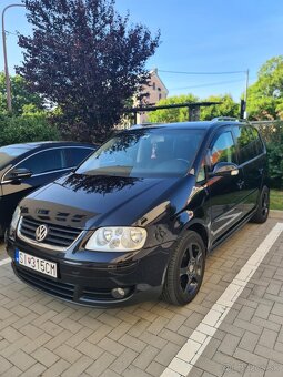 Volkwagen Touran 7 miestny - 2