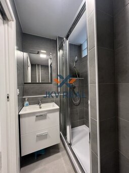Na predaj krásny a útulný 1 izbový byt po kompletnej rekonšt - 2