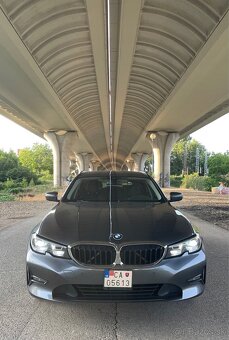 BMW G21 318d - 2