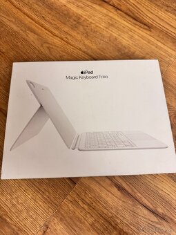iPad 10th gen magic keyboard folio MQDP3D/A - 2