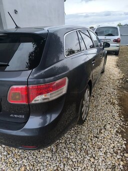 Ponúkam na predaj Toyota Avensis combi, rok výroby 2009, s m - 2