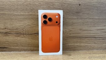 Apple iPhone 17 Pro 1 TB kozmický oranžový - 2