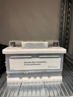 Predam autobateriu 12v 35 Ah mensi rozmer - 2