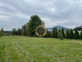 Výhľad na Karpaty-pozemok vhodný na výstavbu RD v Trstíne - 2