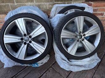 Audi A6, A4, Q5,SQ7 5x112 R20 4M0071490 - 2