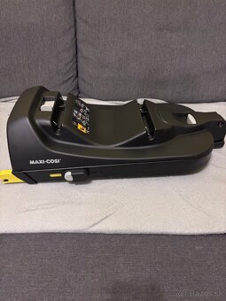 Maxi cosi vajíčko a isofix - 2