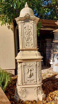 Kachlova pec starožitná - 2