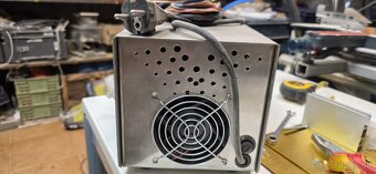 Nabíjačka autobatérie - 2