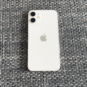 Predám iPhone 12 mini 256 GB - 2