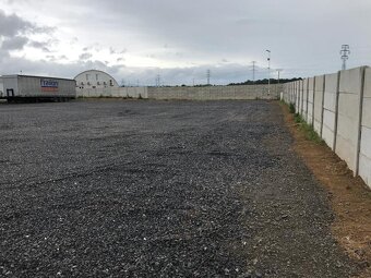 Odstavná/parkovacia / skladovacia plocha na prenájom Pezinok - 2