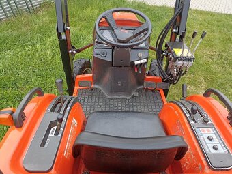 Kubota GT 3 4x4 20 koni nakladač - 2