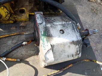 Predám hydromotor navijáku lkt - 2
