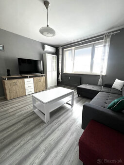 Klimatizovaný 2,5 izbový byt v centre mesta na prenájom - 2