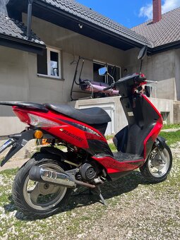 Predám Skúter 50cc 4t Top stav - 2
